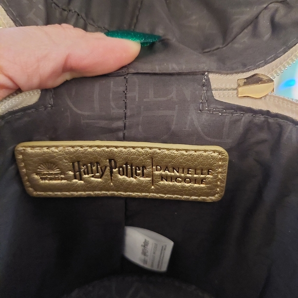 Harry Potter X Danielle Nichole hedwig crossbody - Picture 6 of 7